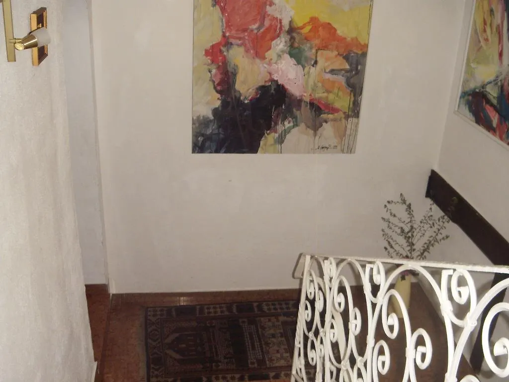 B&B Elfi Salisburgo Bed & Breakfast